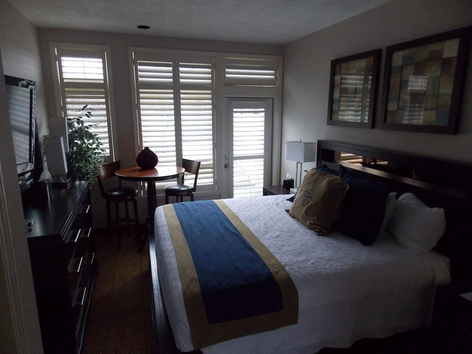 Fairway Suites At The Peak French Creek Exteriér fotografie