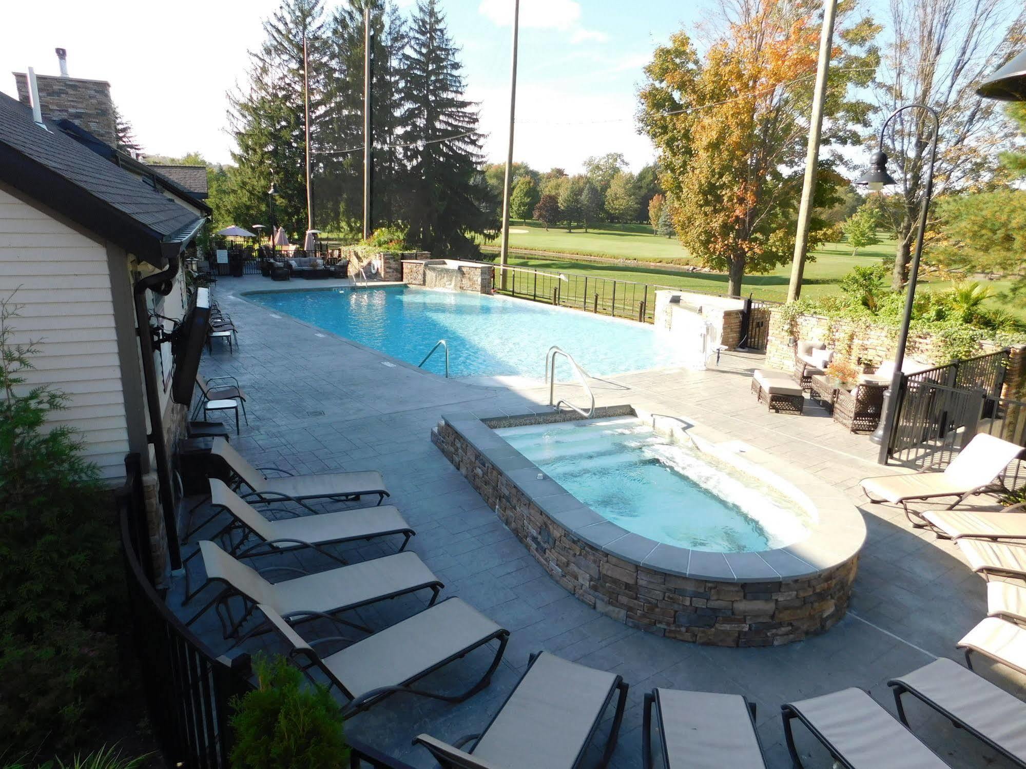 Fairway Suites At The Peak French Creek Exteriér fotografie